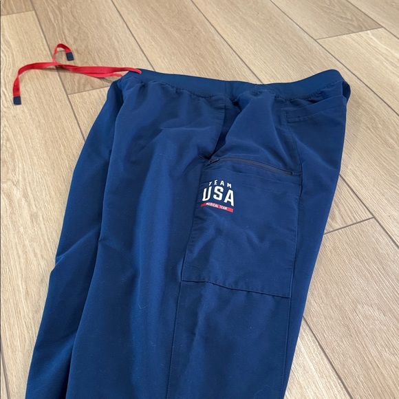 Figs X Team USA Medical Team Scrub Pants Sz XL Logo Spellout Olympics Trendy - Picture 7 of 12